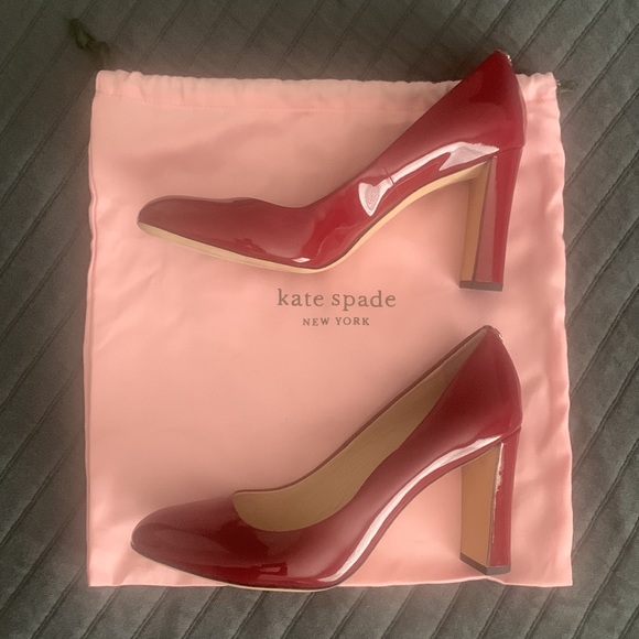 💯Auth Kate Spade 7.5 cherry red patent pumps - Picture 7 of 8